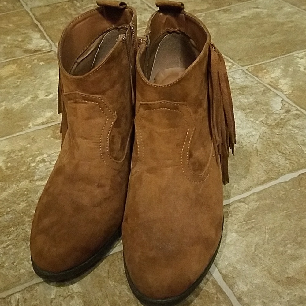 Ankle boots